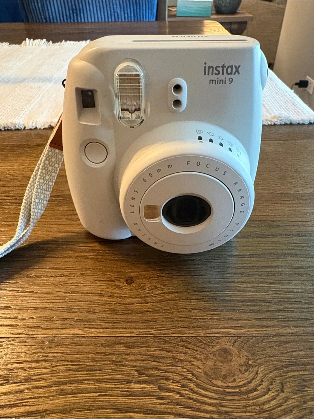 Fujifilm Instax Mini 9 Instant Camera - White